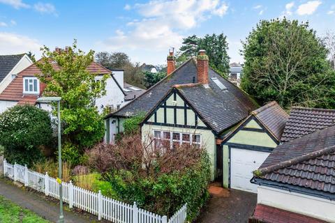 The Rise, Epsom