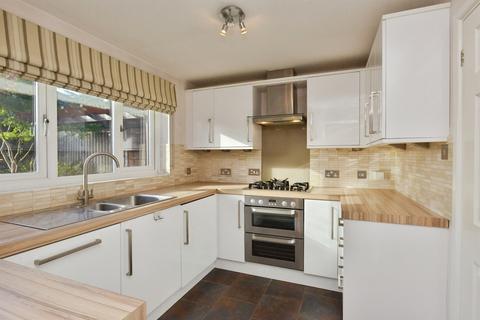 3 bedroom detached house for sale, Chillingham Court, Shenley Brook End, Milton Keynes