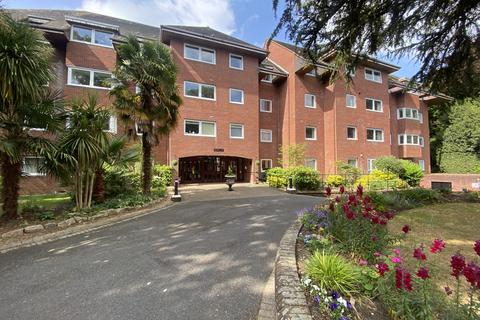 1 bedroom ground floor flat to rent, Flat 1 Chartcombe, 162 Canford Cliffs Road, Poole, Dorset, BH13 7EJ