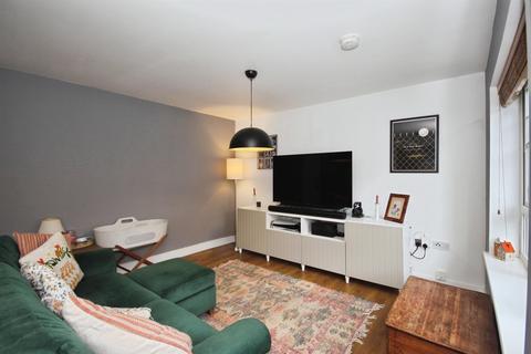 undefined, Turberville Place, Warwick
