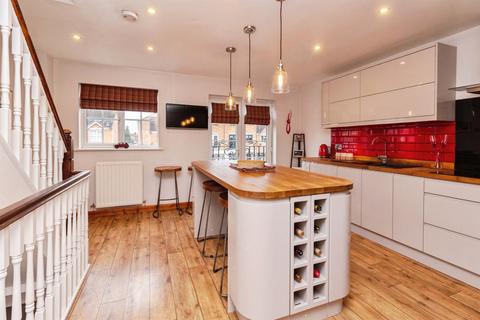 3 bedroom townhouse for sale, Gibson Close, Stafford