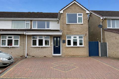 3 bedroom semi-detached house for sale, Blakedown Road, Halesowen