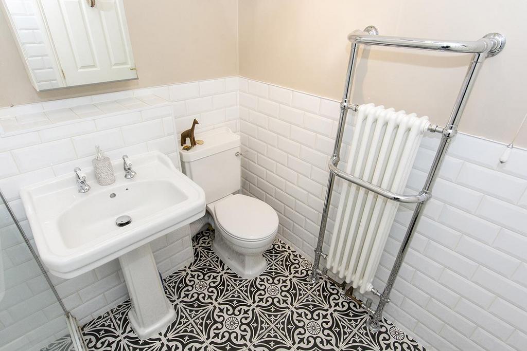 Family Shower Room