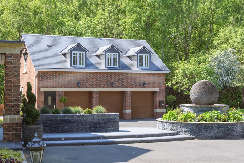 Triple garage and annex