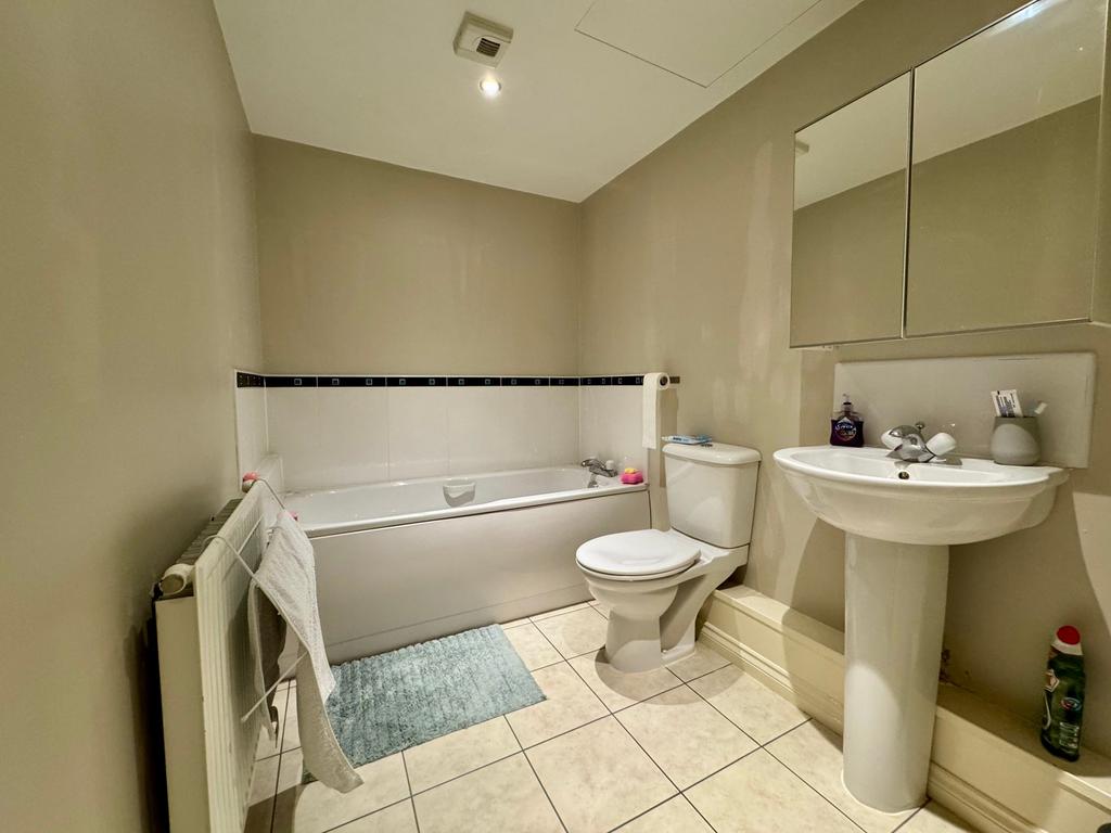 Family bathroom