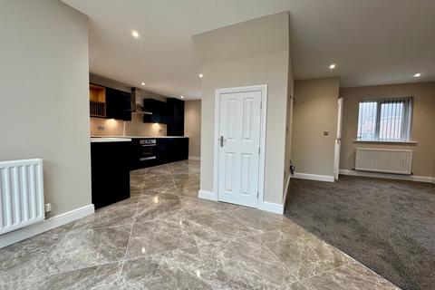2 bedroom semi-detached house to rent, Brookside Avenue, Brunswick Village, NE13