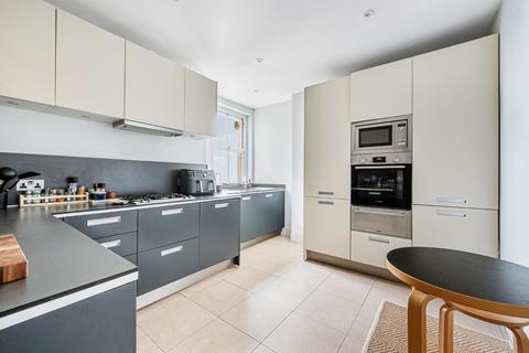 2 bedroom flat for sale, Queen's Club Gardens, London,W14