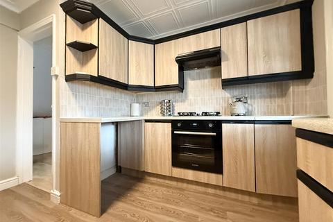 2 bedroom terraced house for sale, Lansdowne Grove, Wigston LE18