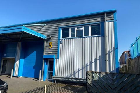 Warehouse to rent, 60 Cox Ln Chessington KT9 1TW