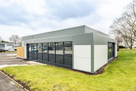 Warehouse to rent, Stuart Rd Altrincham WA14 5RX
