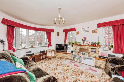 undefined, Upper Gungate, TAMWORTH