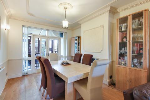 undefined, Beechway, Bexley, Kent, DA5