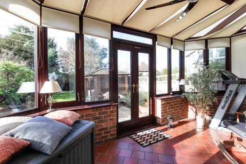 undefined, Beechway, Bexley, Kent, DA5