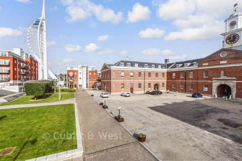 2 bedroom apartment for sale, Gunwharf Quays, Portsmouth, Hampshire
