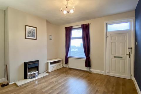 1 bedroom house to rent, Waterloo Road, Brighouse