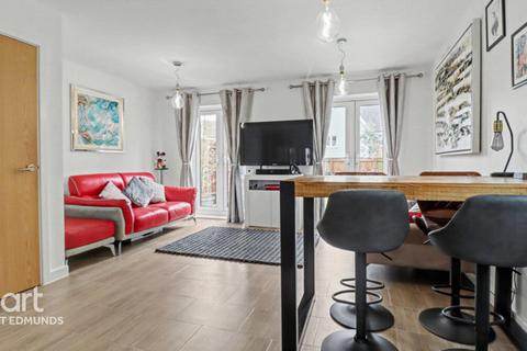 4 bedroom semi-detached house for sale, Hedge Sparrow Road, Stowmarket
