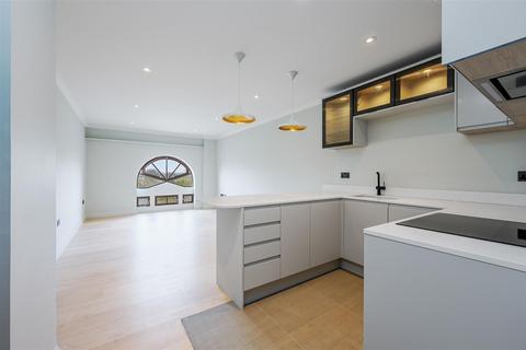 2 bedroom apartment to rent, 9 Devonhurst Place Heathfield Terrace Chiswick