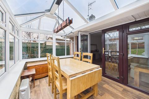 3 bedroom bungalow for sale, Bath Road, Stroud, Gloucestershire, GL5
