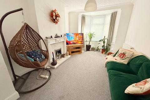 3 bedroom terraced house for sale, Dunston Road, Gateshead NE11