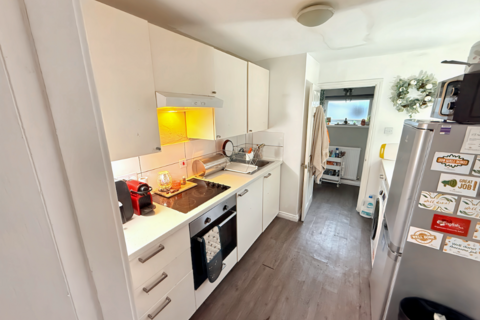 3 bedroom terraced house for sale, Dunston Road, Gateshead NE11