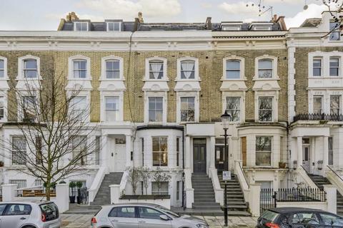 2 bedroom flat for sale, St. Charles Square, London W10