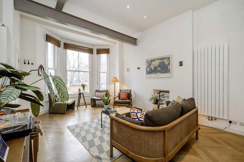 2 bedroom flat for sale, St. Charles Square, London W10