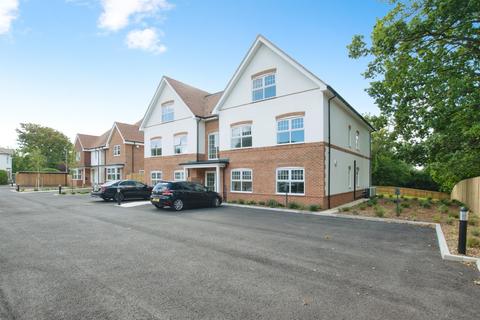 2 bedroom apartment for sale, Christchurch Road, Ferndown