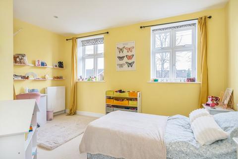 4 bedroom semi-detached house for sale, Percy Road, Hampton TW12
