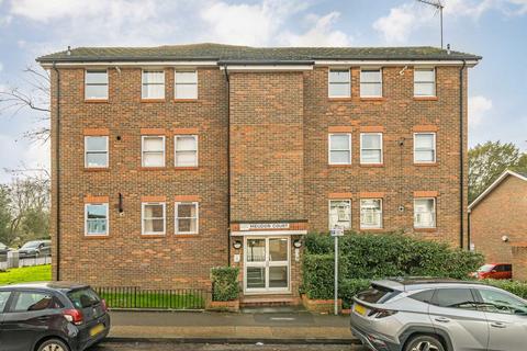 1 bedroom flat for sale, Grove Road, Surbiton KT6