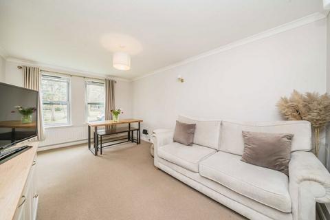 1 bedroom flat for sale, Grove Road, Surbiton KT6