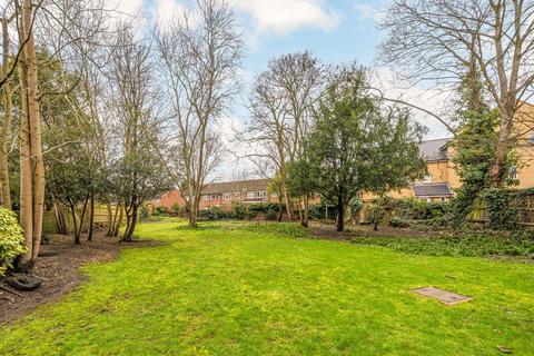 undefined, The Grove, Isleworth TW7