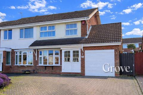 3 bedroom semi-detached house for sale, Oxenton Croft, Halesowen