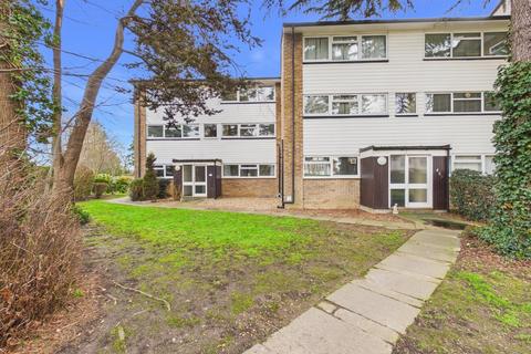 2 bedroom apartment for sale, Fordbridge Road, Ashford, Surrey, TW15