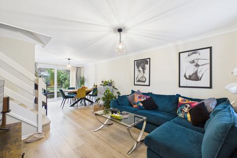 3 bedroom detached house for sale, Stokenchurch, High Wycombe HP14