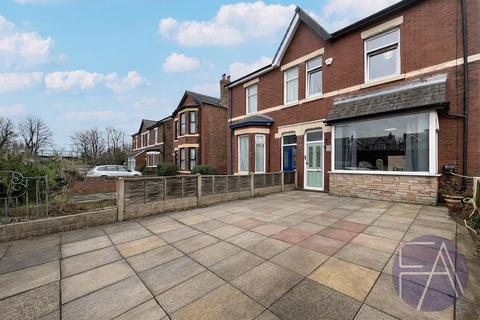 3 bedroom semi-detached house for sale - Hazel Grove, Southport PR8
