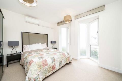 undefined, John Bull Place, London W4