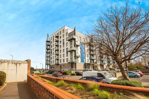 Ocean Drive, Gillingham