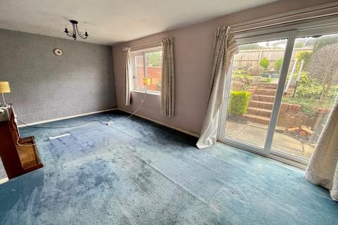 3 bedroom end of terrace house for sale, Hunts Close, Luton, Bedfordshire, LU1 5JL