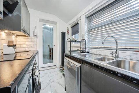 2 bedroom terraced house for sale, Gratton Road, Bedford