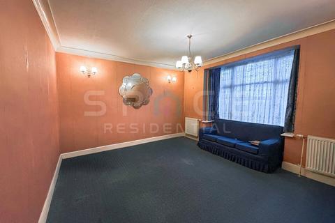 3 bedroom semi-detached house for sale, Sefton Avenue, London