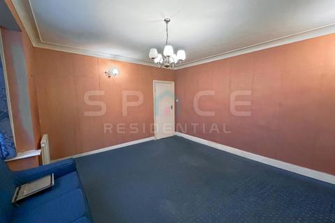 3 bedroom semi-detached house for sale, Sefton Avenue, London