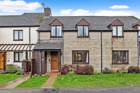 2 bedroom terraced house for sale, Kingsdale Court, Broadway WR12
