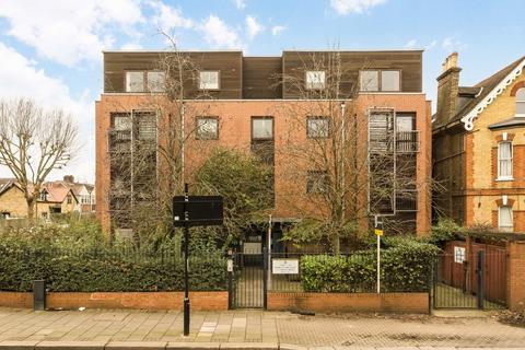 2 bedroom flat for sale, Trinity Road, London SW18