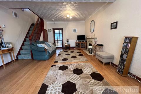 2 bedroom end of terrace house for sale, Maerdy Road, Maerdy, Ferndale, Rhondda Cynon Taff, CF43