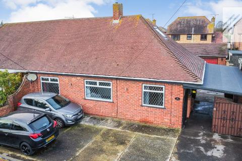 3 bedroom bungalow for sale, Leigh Road, Canvey Island