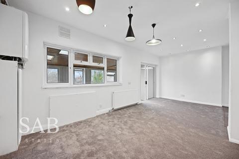 undefined, Westbury Avenue, Southall, UB1
