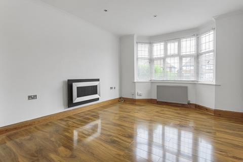5 bedroom semi-detached house to rent, Sidcup Road Lee SE12