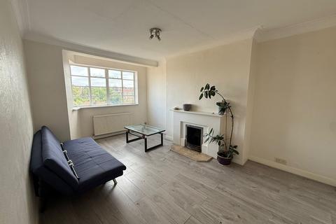 1 bedroom flat to rent, Norfolk House Road, London SW16