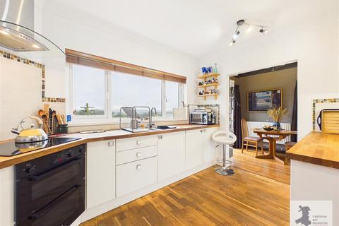 3 bedroom detached bungalow for sale, Caemorgan Road, Cardigan