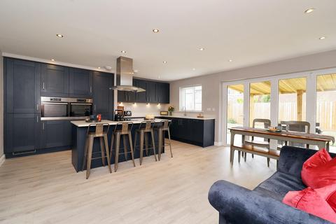 5 bedroom detached house for sale, Hole Beck Drive, Kirklevington, Yarm, TS15 9YF